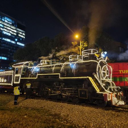 Acogedor Hostal Usaquen La Parada Del Tren Bogota Exterior photo
